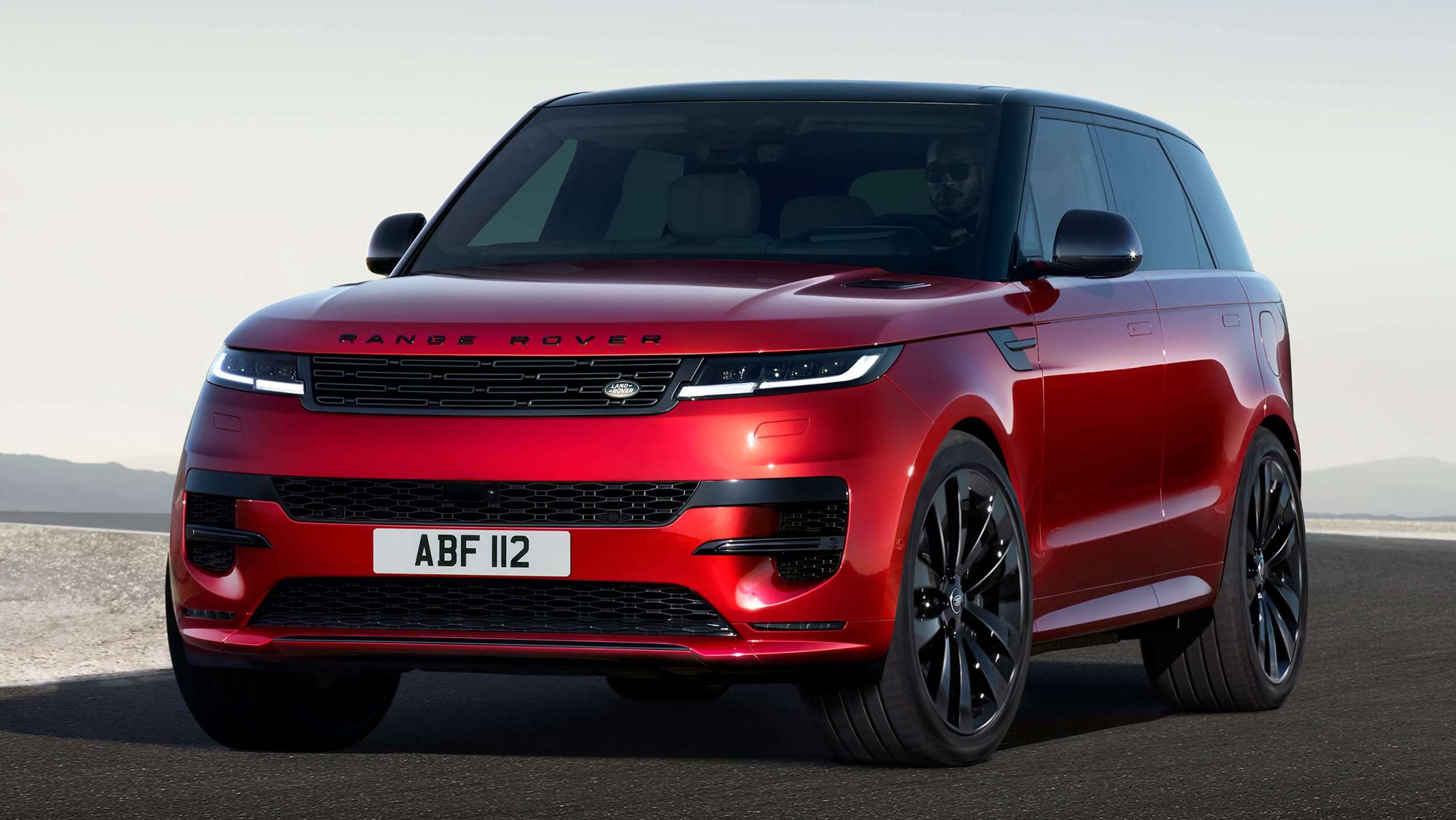 Нова ленд. Range Rover Sport 2023. Рендж Ровер 2022. Новый Рэндж Ровер спорт 2022. SUV 2022.