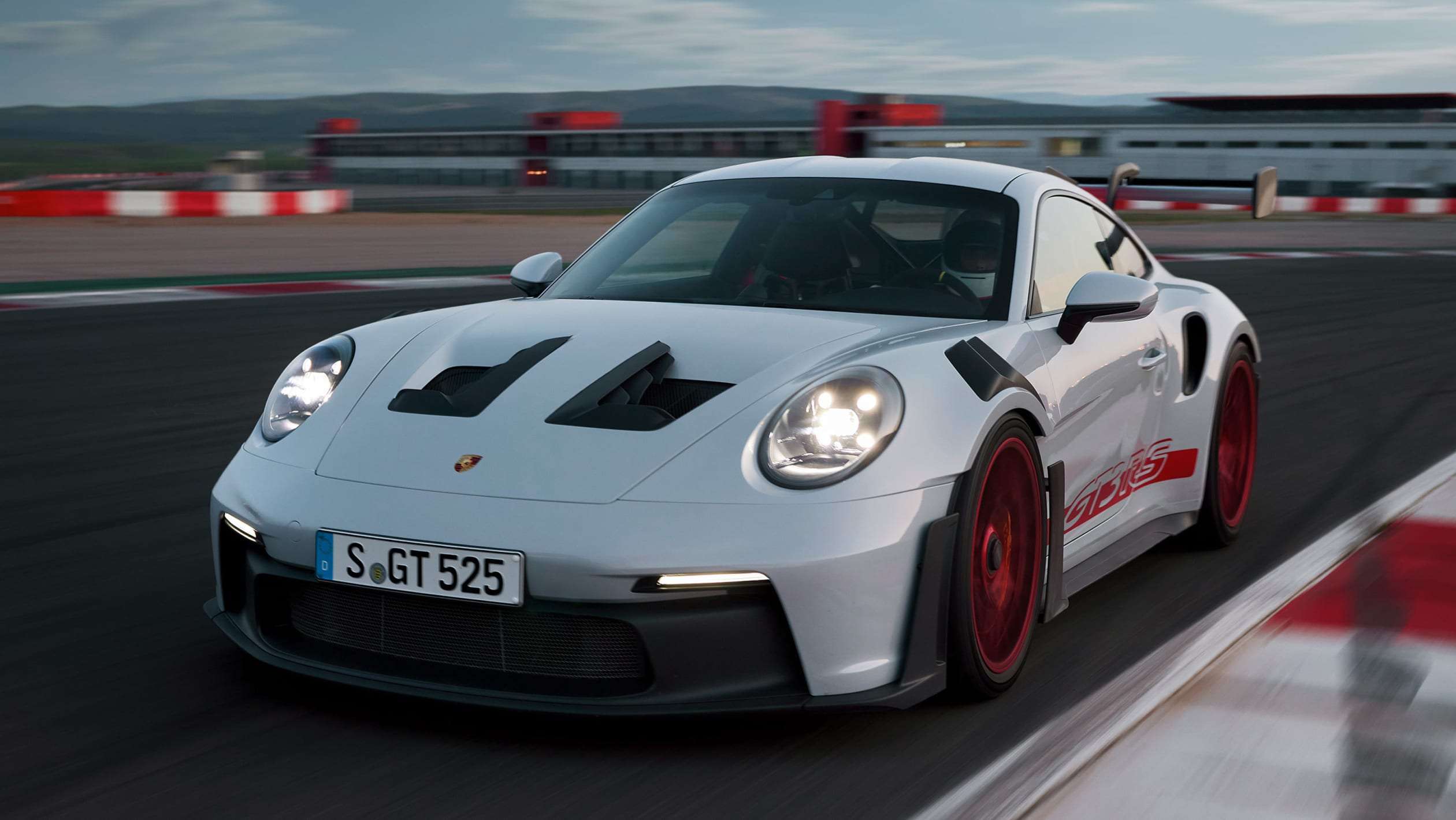 Porsche 911 gt3 RS 2019