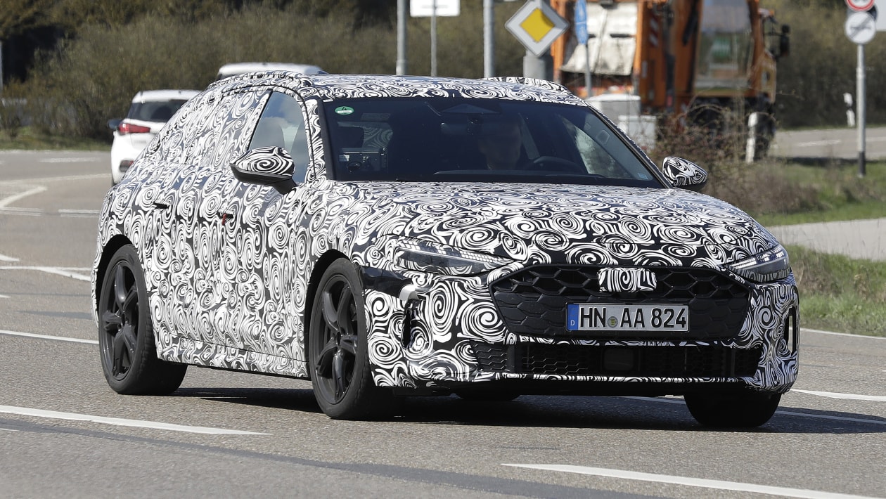 2023 Audi S5 (камуфляж) - переднее действие
